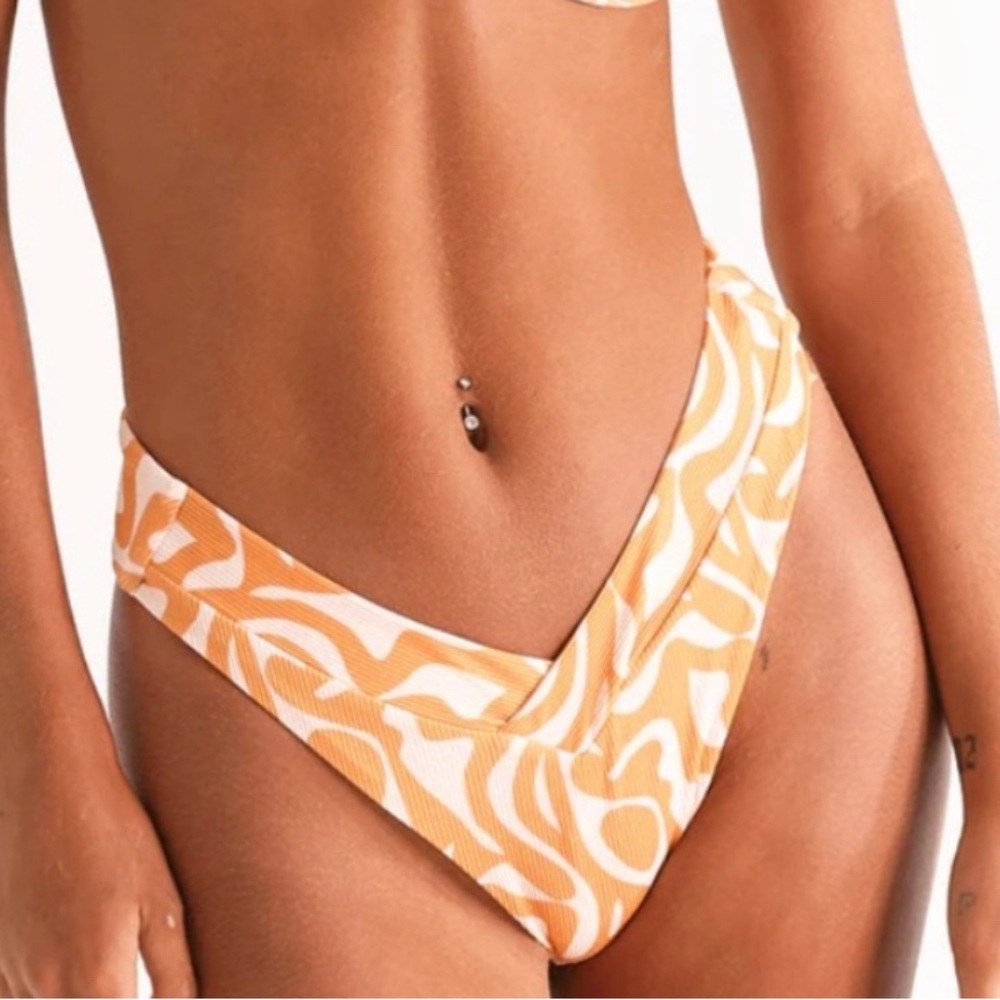Aurelle FEZ | CLASSIC BOTTOMS Size Small Bikini Bottoms Brand New With Tags